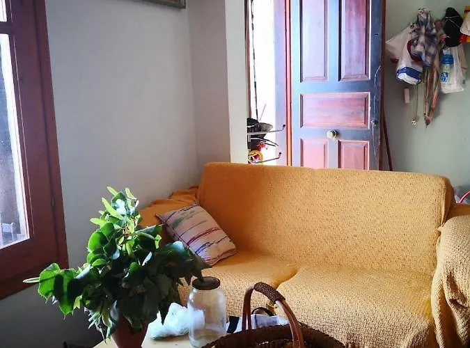 Daire Traditional Aya Paraskevi