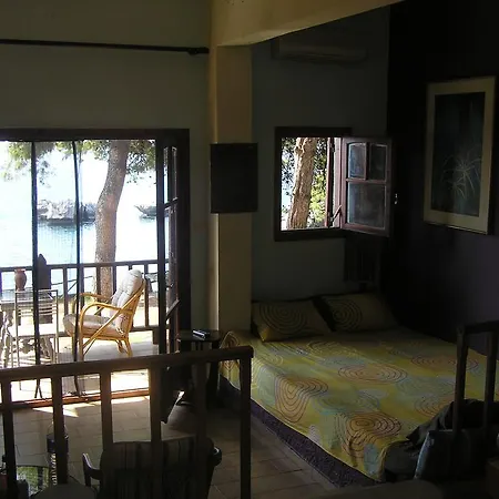 Traditional Ajía Paraszkeví